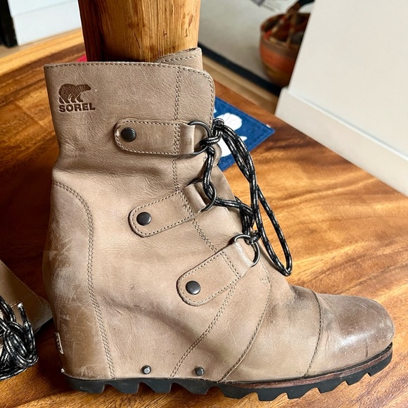 Sorel Joan of Arctic wedge boots - Picture 6 of 12